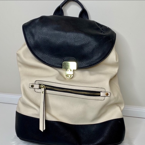 NWT cream and black Neiman Marcus backpack - Picture 1 of 5